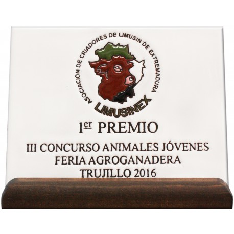 Placa Conmemorativa de 20x15cm. decorada a la cuerda seca sobre peana de madera